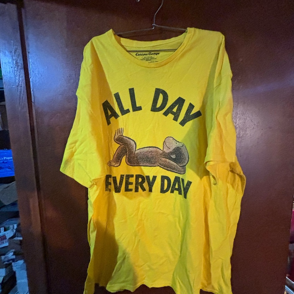Yellow Graphic T-Shirt curious George 2XL men’s